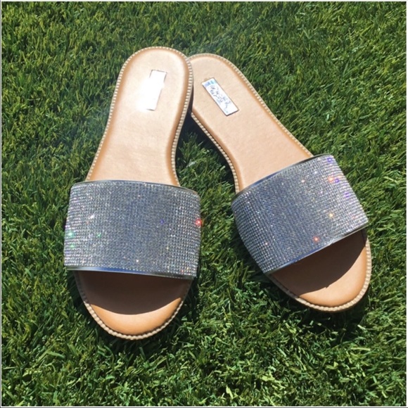 LAST PAIR!! Rhinestone Flat Slides Size 8.5 - Picture 2 of 2